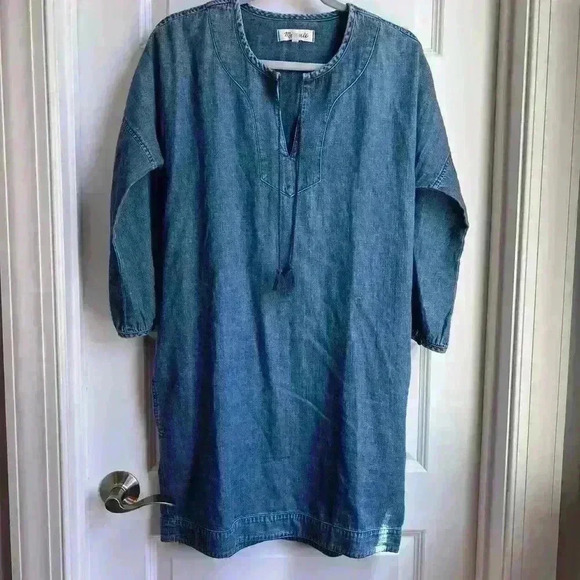 Madewell Denim Dress with Tassle Size S Small - Picture 2 of 8
